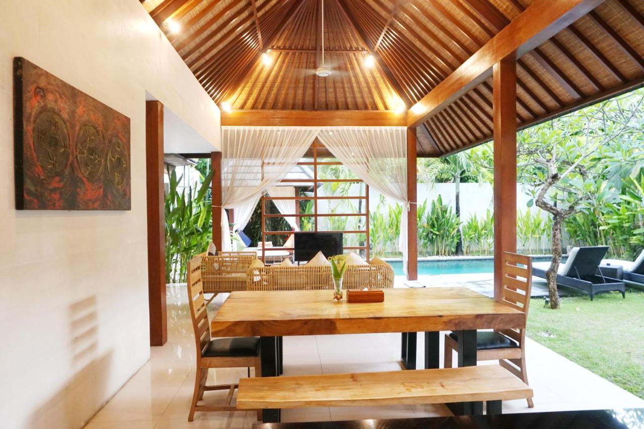 Nil Villa Seminyak Экстерьер фото