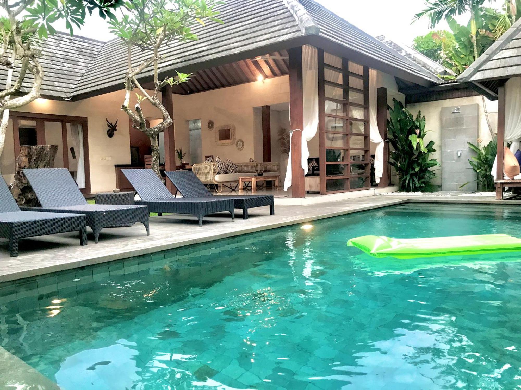Nil Villa Seminyak Экстерьер фото
