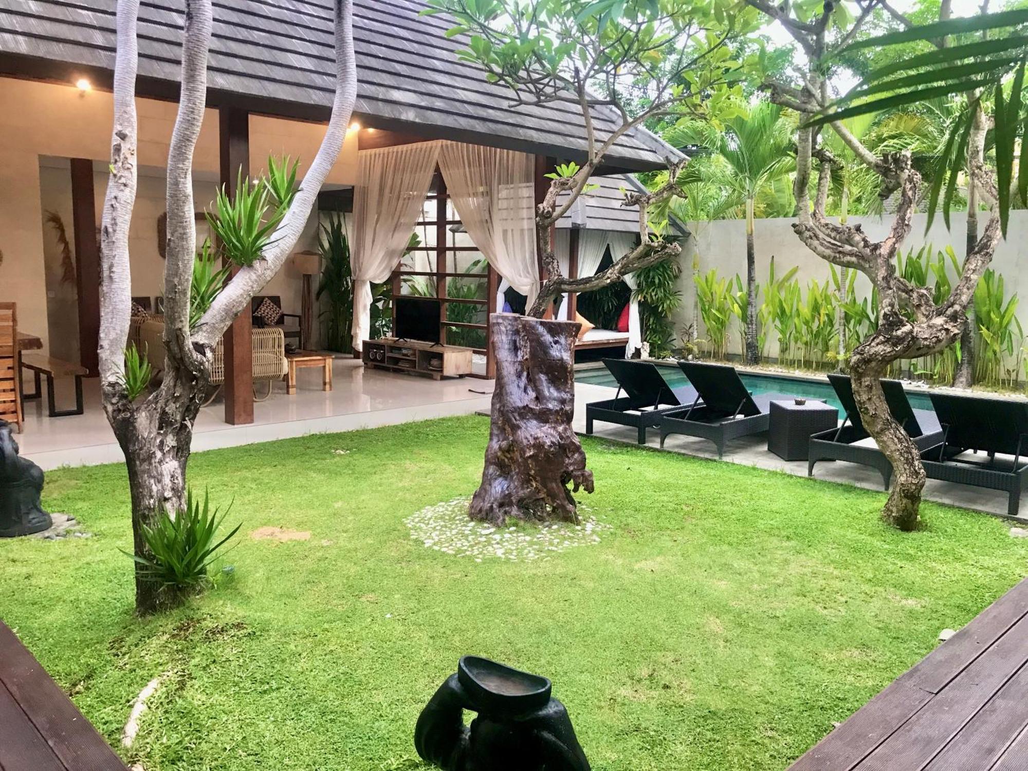 Nil Villa Seminyak Экстерьер фото