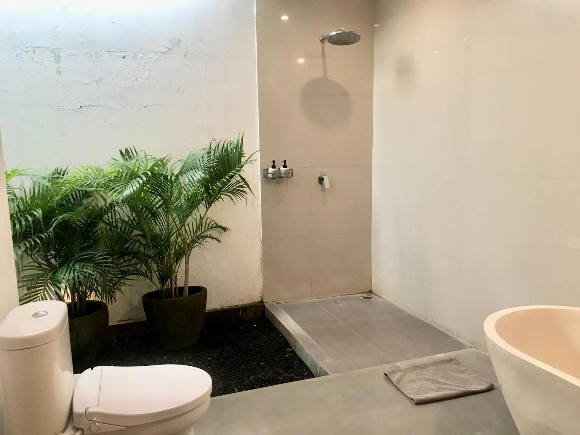 Nil Villa Seminyak Экстерьер фото