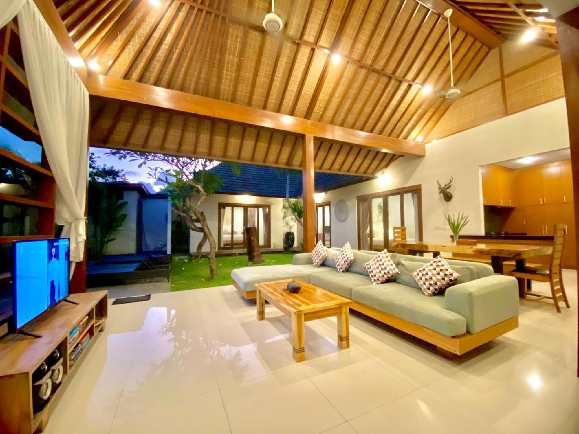 Nil Villa Seminyak Экстерьер фото