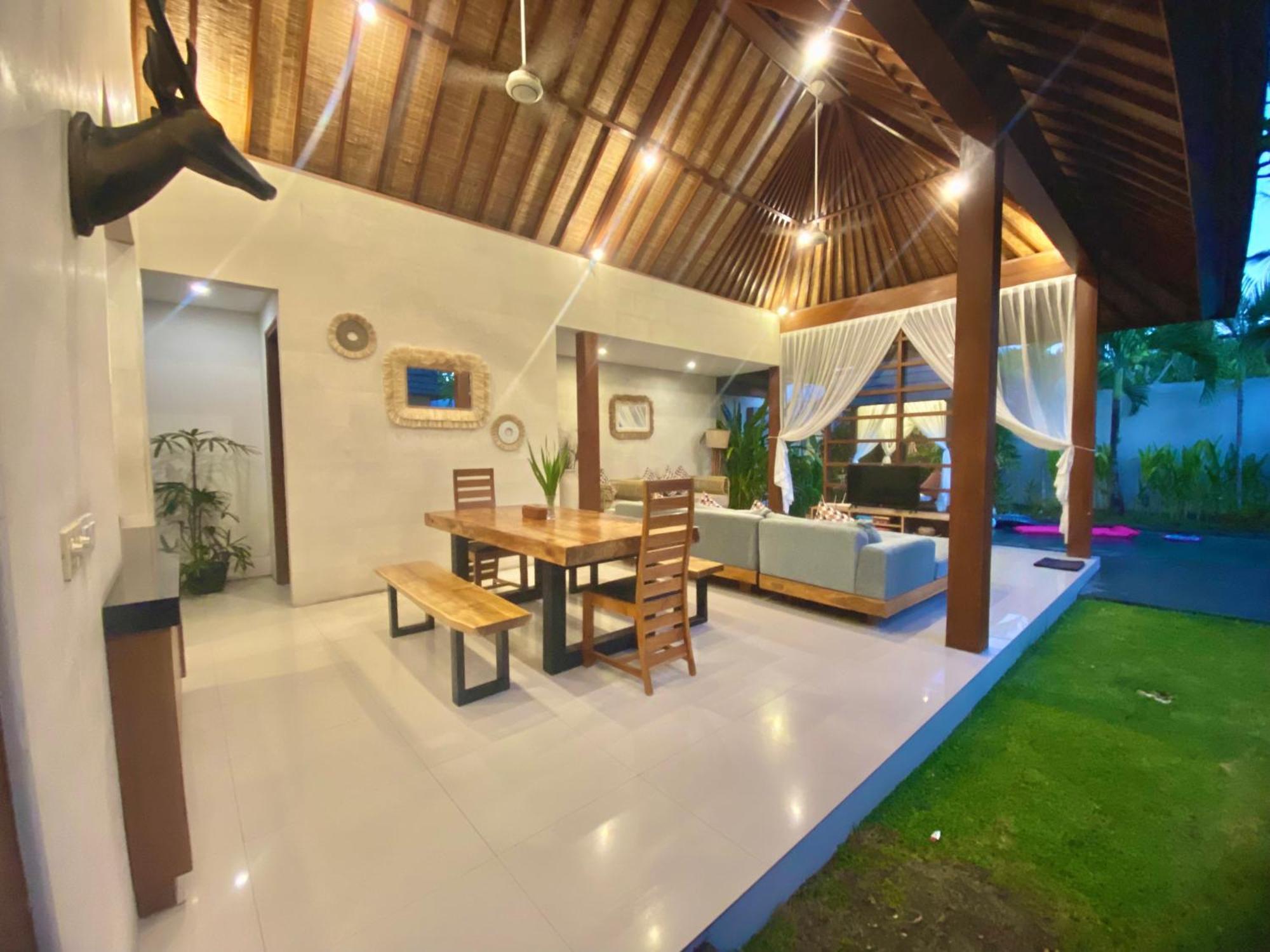 Nil Villa Seminyak Экстерьер фото